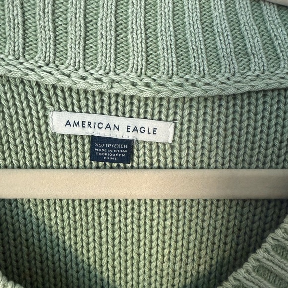 American Eagle Outfitters Sage Green Knit Pullover V-Neck XS - Picture 3 of 6